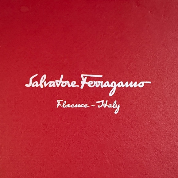 ✨ Salvatore Ferragamo Black Wallet ✨ Brand New | Never Used | All Tags - Picture 11 of 13